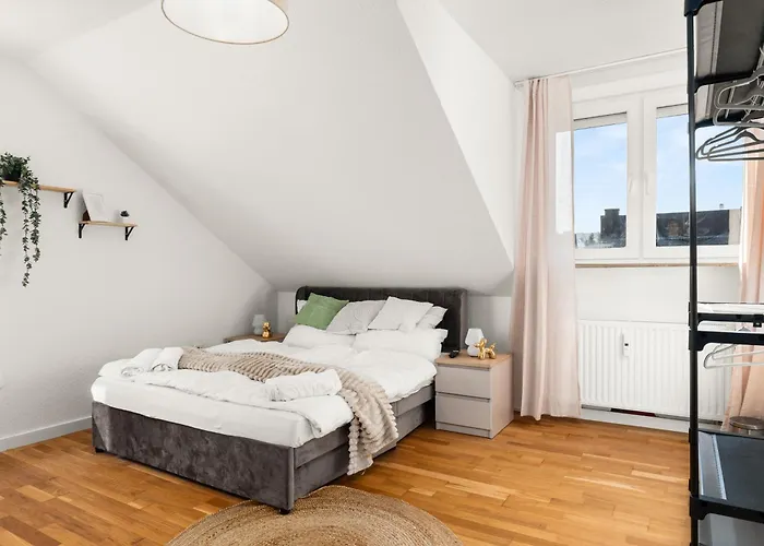 Guermache Grosse 130m2 Mit Wintergarten Appartement Kassel